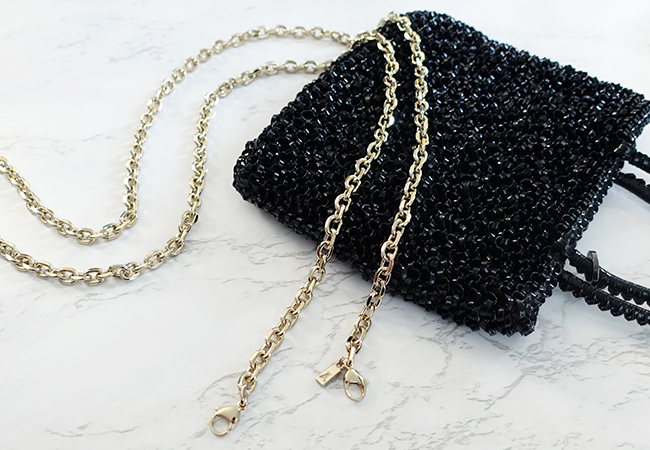 バッグチェーンを付け替えて手持ちのバッグをイメチェン！