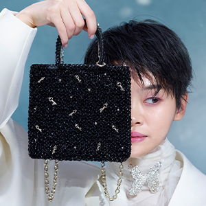 秋冬もミニバッグに夢中！鍵モチーフをちりばめたの新作「MOTIVO CHIAVI」発売