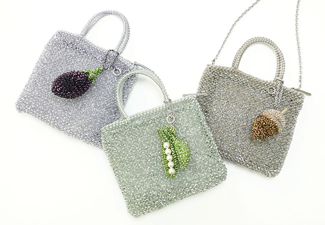 スタンダード ミニアトゥーラ/エナメルレッド,モティーヴォ ベジ/マッシュルーム/レッド,スタンダード Z/エナメルブラック,モティーヴォ ベジ/パンプキン/アプリコット
