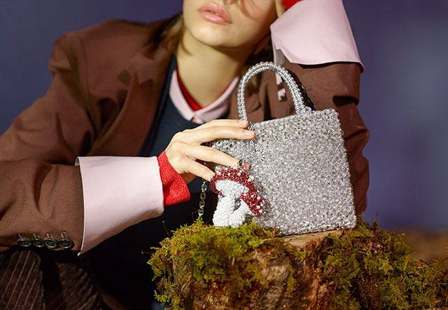 スタンダード ミニアトゥーラ/グレイッシュホワイトシルバー,モティーヴォ ベジ/マッシュルーム/レッド