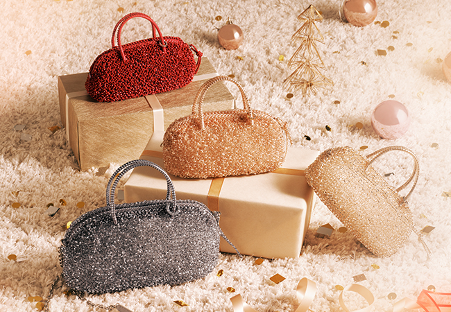 コンフェット/ミディアム/ファンゴカーキシルバー,コンフェット/スモール/シルバーゴールド,コンフェット/スモール/パウダリーピンクゴールド,コンフェット/スモール/エナメルレッド