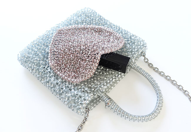 クオーリ/ホワイトシルバー×フラミンゴシルバー