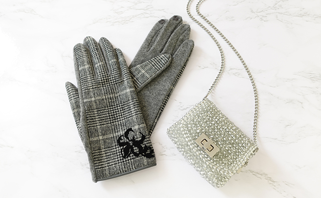 タッチパネル対応 クリスマスローズ刺繍チェック柄カシミヤ混ジャージグローブ/グレー、ルッケット ミニアトゥーラ/シルバー