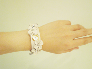 fiori_beige_bangle_0130.jpg