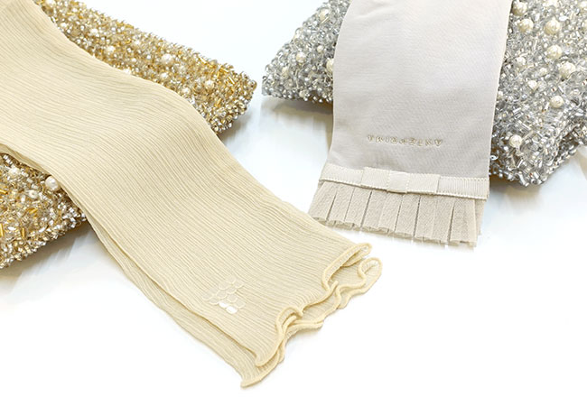 フィオーリモチーフ付きフィンガーレスロンググローブ/ベージュ,ペルラ グリッター/スクエア ミディアム/シルバーゴールド,リボン付きメッシュUVケアフィンガーレスロンググローブ/ベージュ,ペルラ グリッター/スクエア ミディアム/シルバー