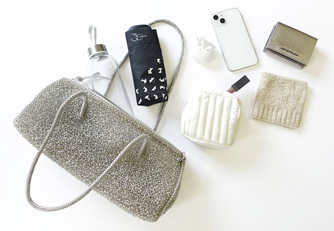 ティーラ テンポ/グレイッシュホワイトシルバー