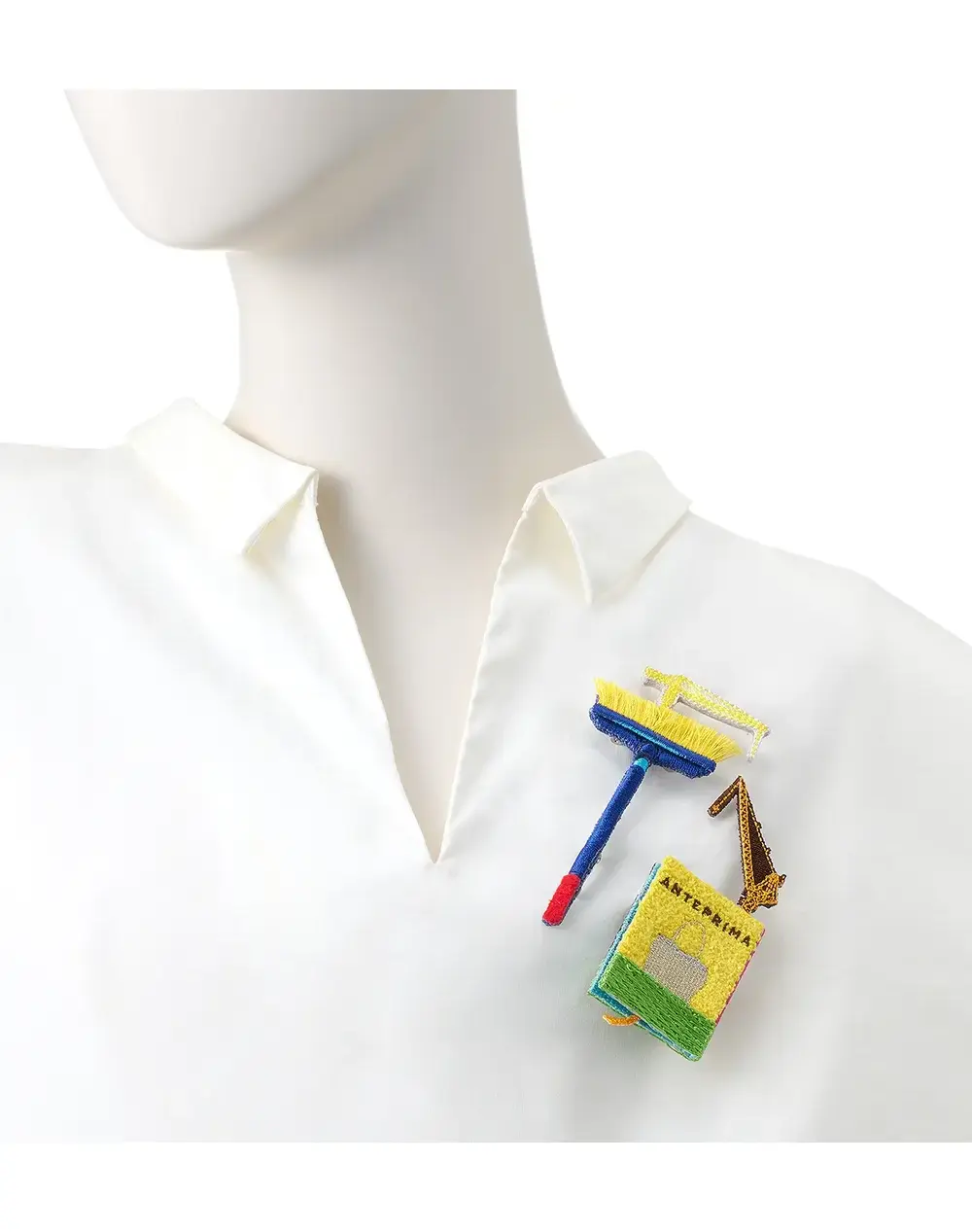 タカヒロ イワサキ/ブローチ/マルチ