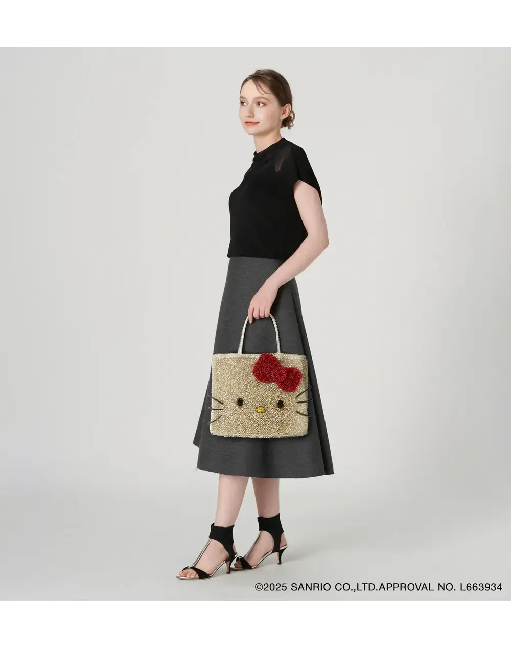 ハローキティ/スクエア ラージ/シルバーゴールド【オンラインストア