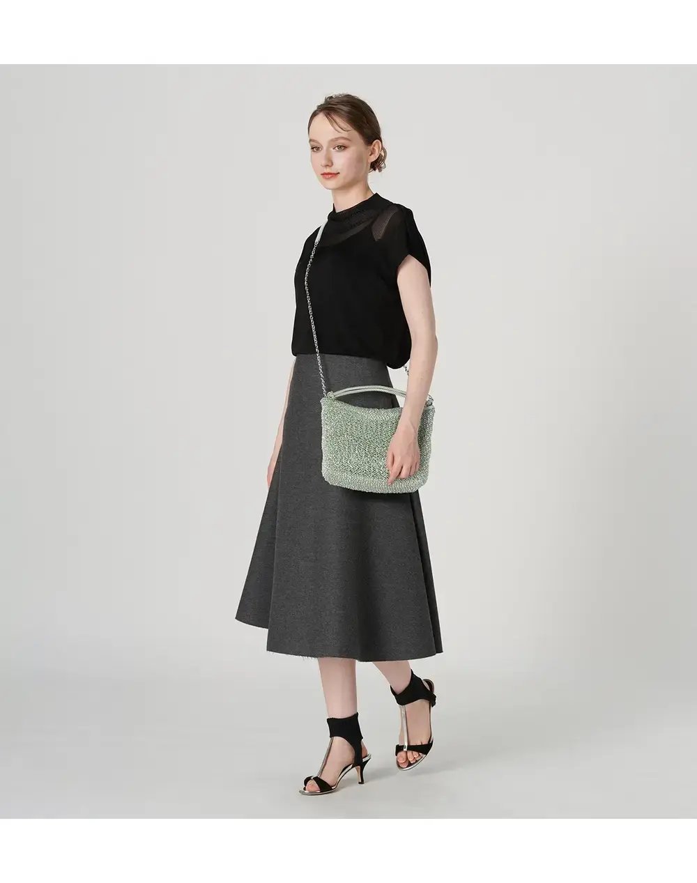 ノード II /ミディアム/グリーングレーシルバー