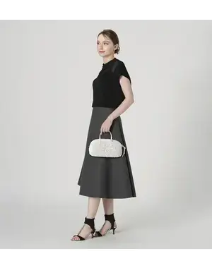 コンフェット/ミディアム/オーロラホワイト