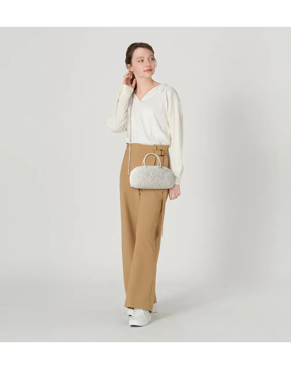 コンフェット/ミディアム/オーロラホワイト