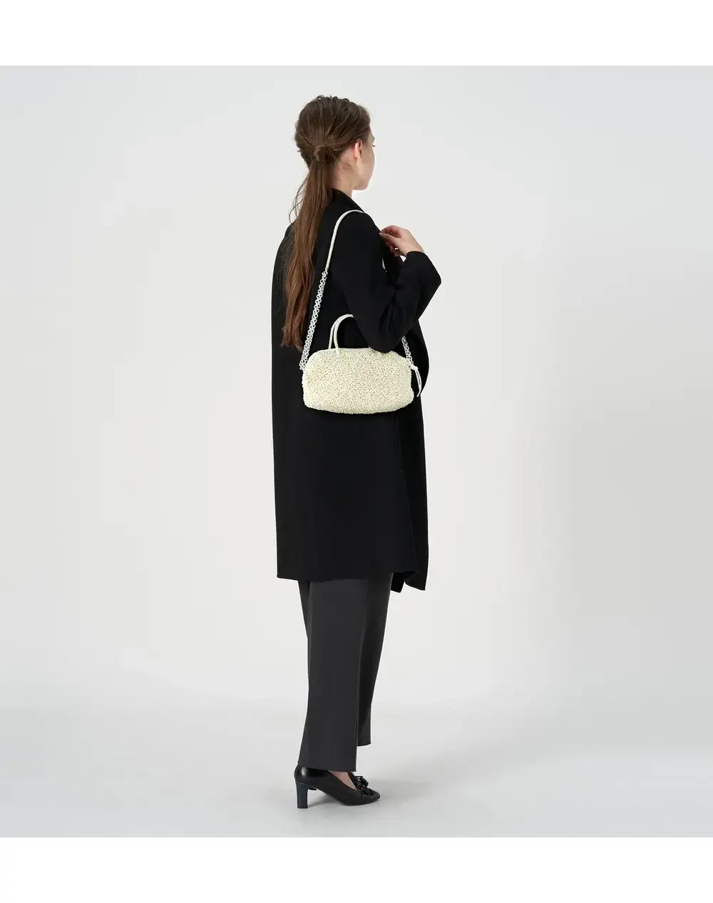 コンフェット/ミディアム/マットホワイト