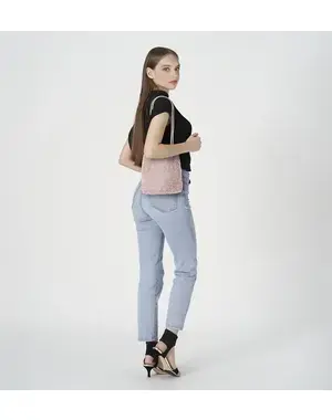 オッキエッロ/ミディアム/フラミンゴシルバー