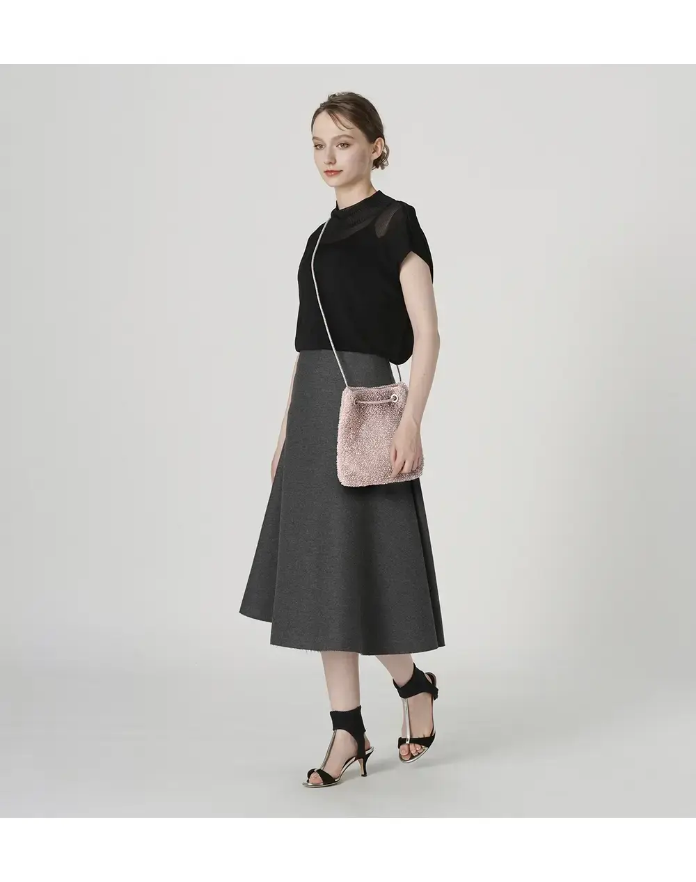 オッキエッロ/ミディアム/フラミンゴシルバー